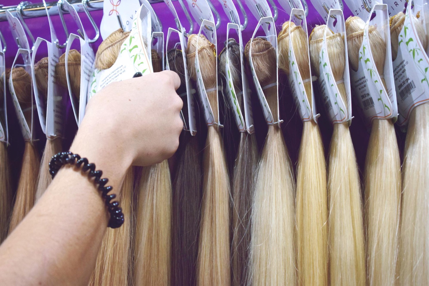 I-Tip Human Hair Extensions Manufacturer in Tirupati