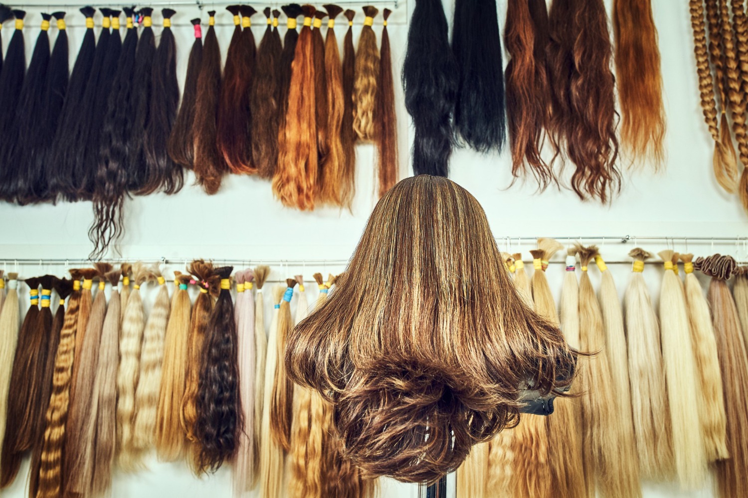 Leading Machine Weft Hair Extensions In India